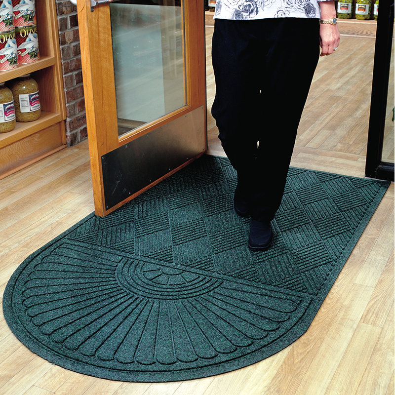 WaterHog™ Eco Grand Premier One End Round Mats