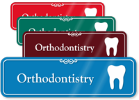 Orthodontistry Hospital Showcase Sign