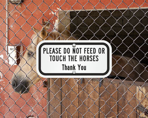 No Feeding Animals Sign